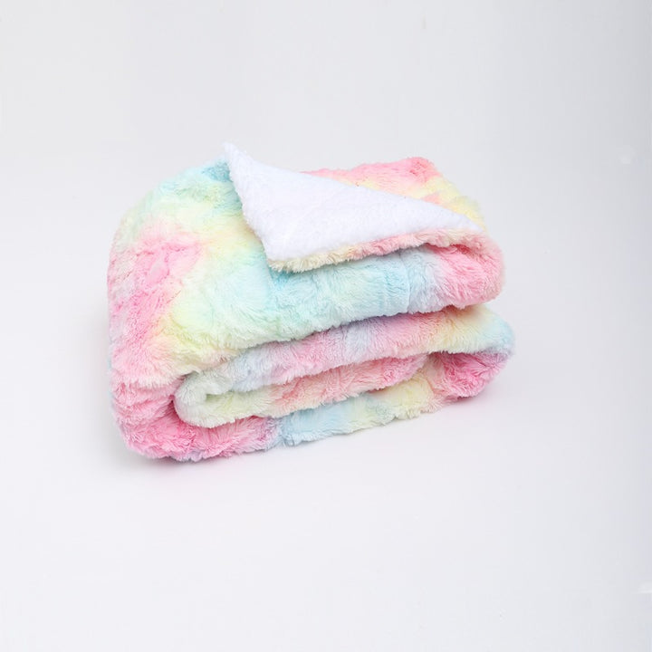 Women's luxurious cuddly blanket made of soft microfiber fabric Bowlift