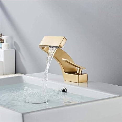 AquaArc Modern Kitchen Faucet Bowlift