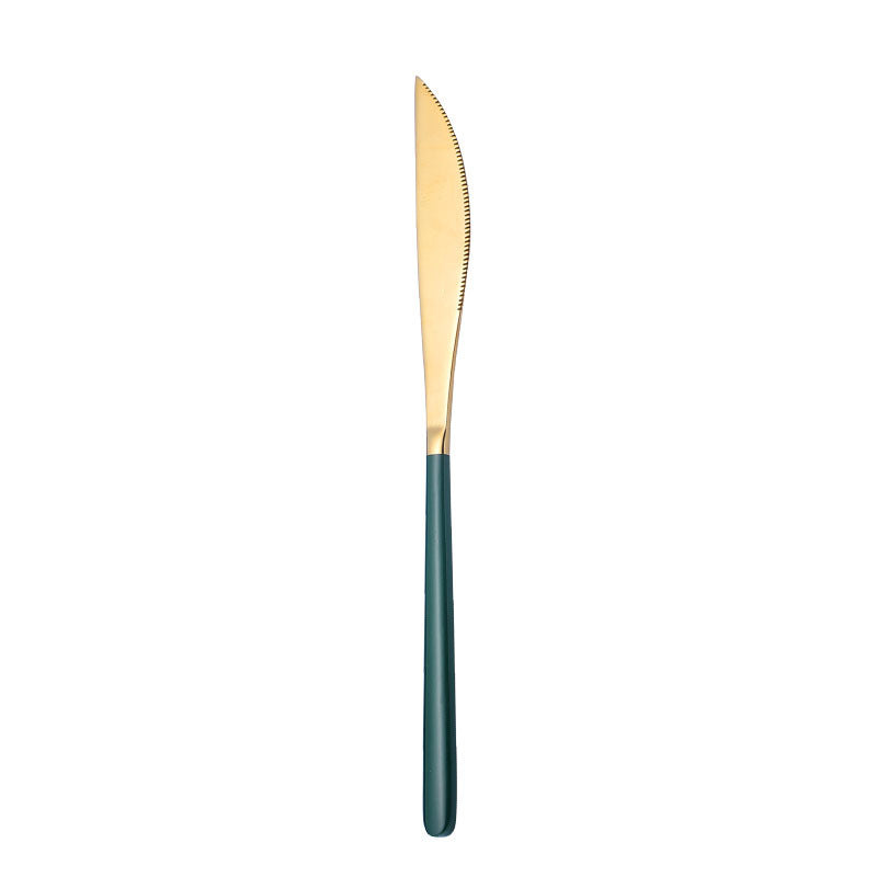 More Elegant and Functional Salad Spoon Bowlift
