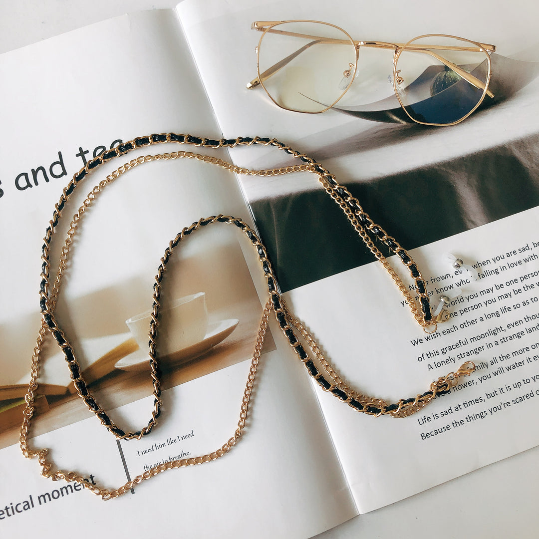 Stylish Chain Eyewear Retainer Bowlift