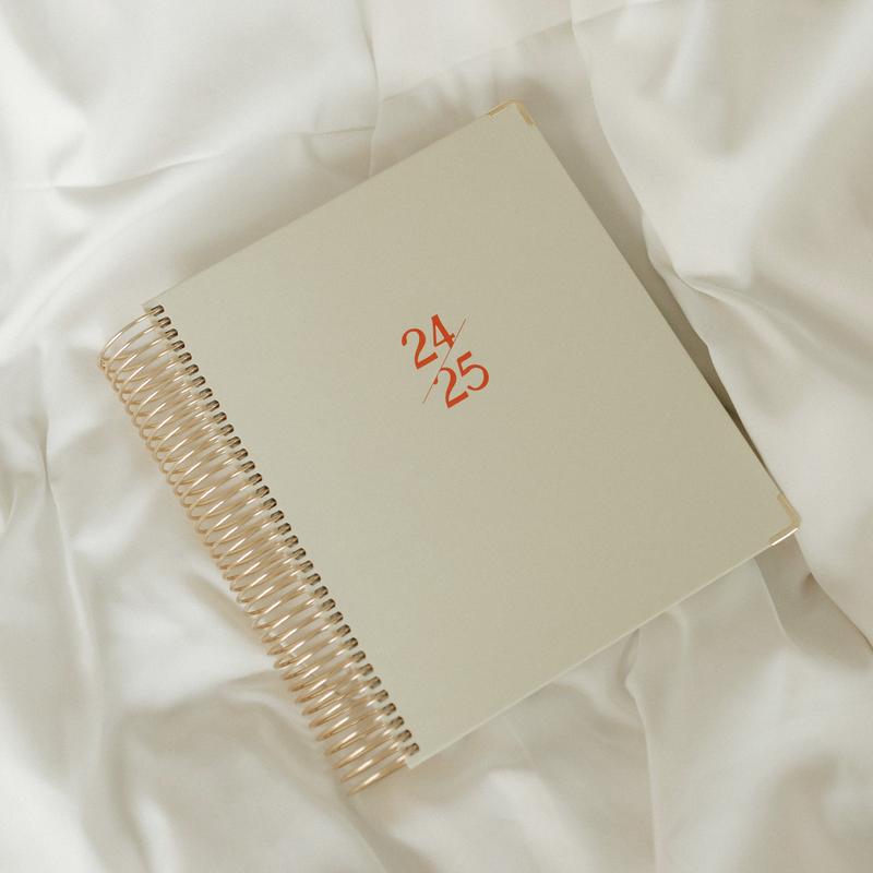 BowLift | Daily Planner 24-25 - PlanEase