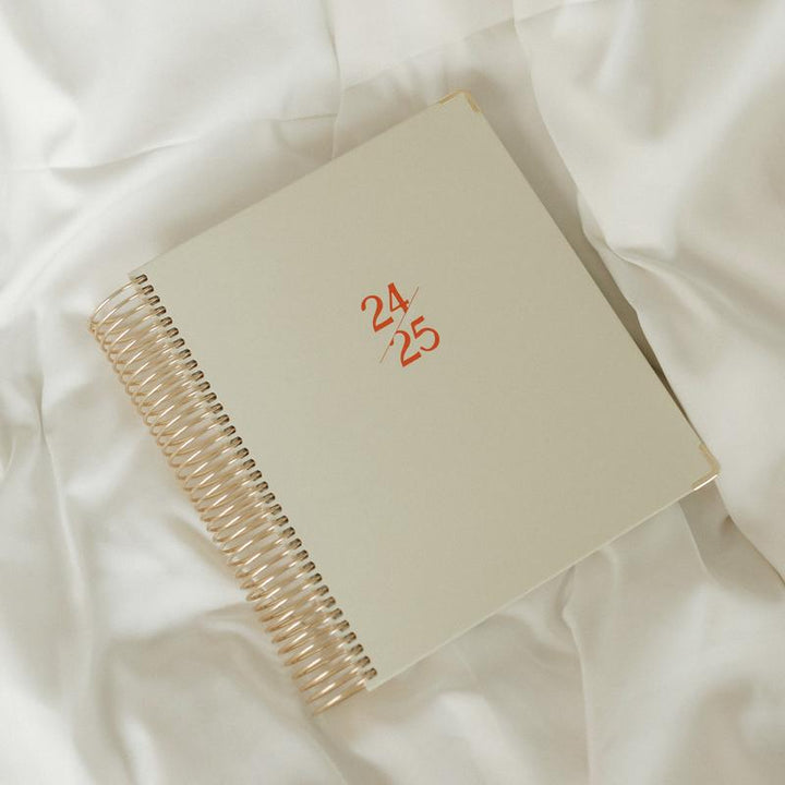 BowLift | Daily Planner 24-25 - PlanEase