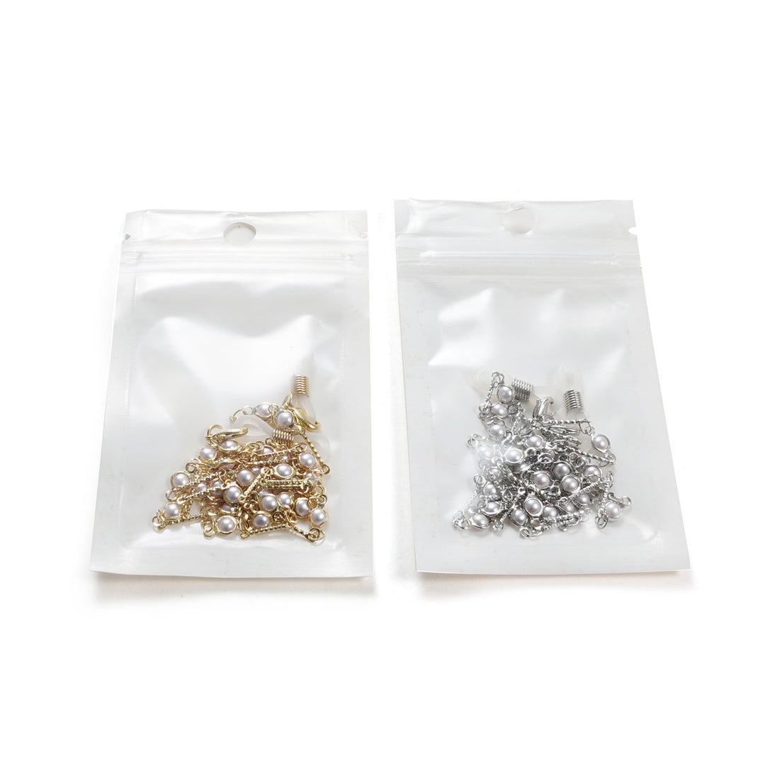 Premium Pearl-Accented Eyewear Chain Bowlift