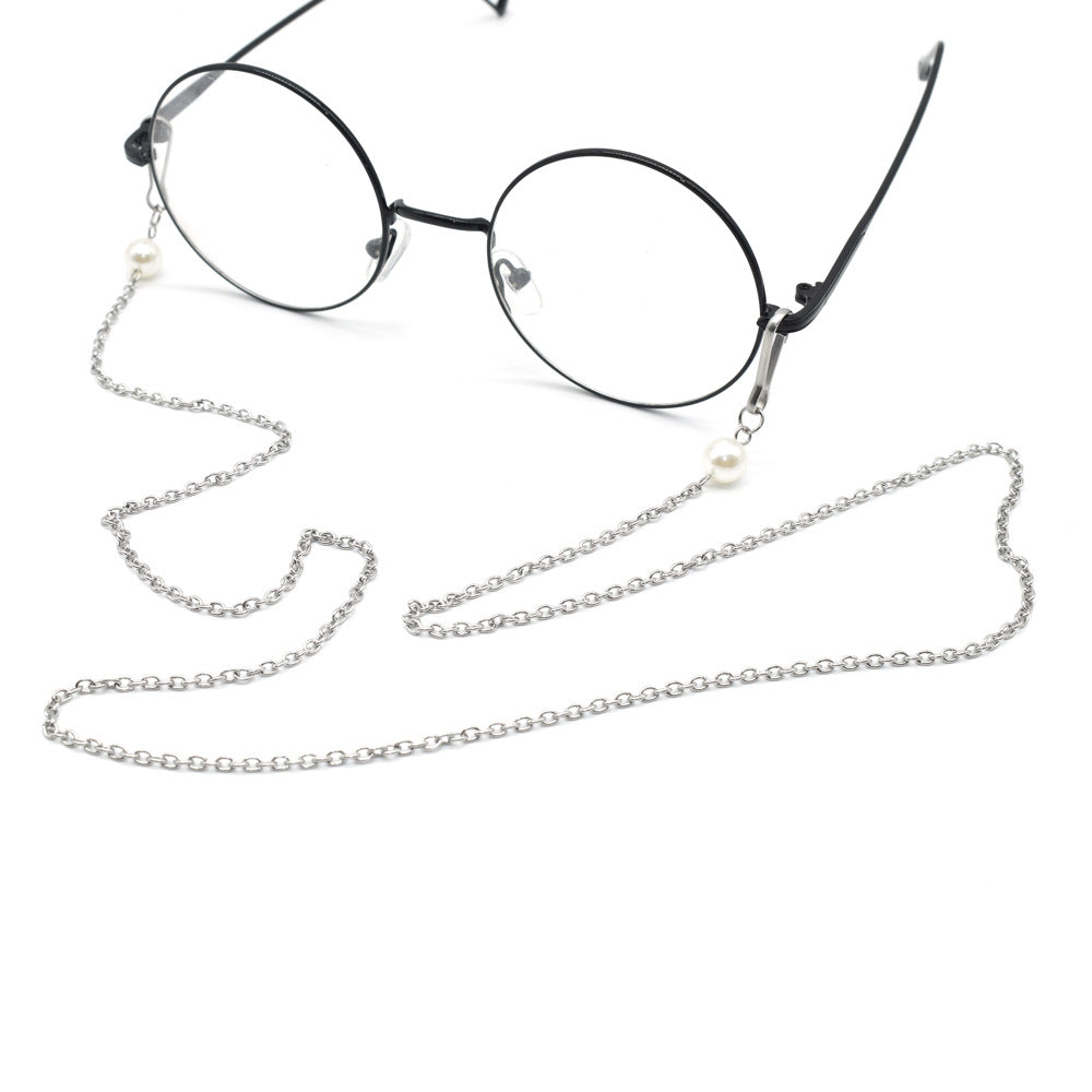 Elegant Pearl-Embellished Eyewear Chain Bowlift