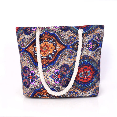 Fashionable beach bag with ethnic pattern Bowlift