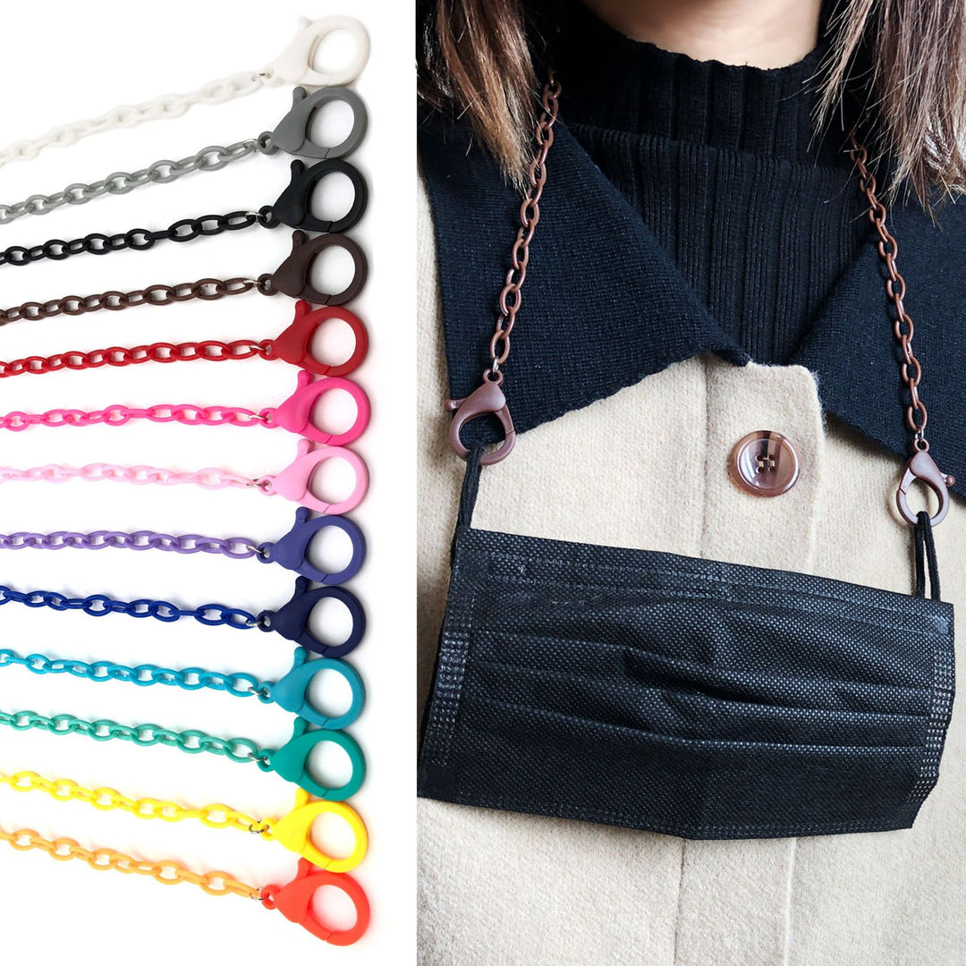 Stylish Eyewear Chain with Secure Clips Bowlift