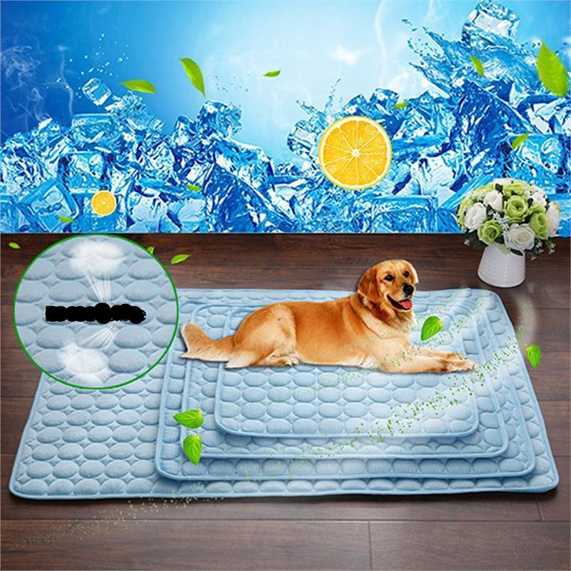 BowLift | Chillpet - Luxury Cooling Cloth for Pets - Breathable Ice Block Material