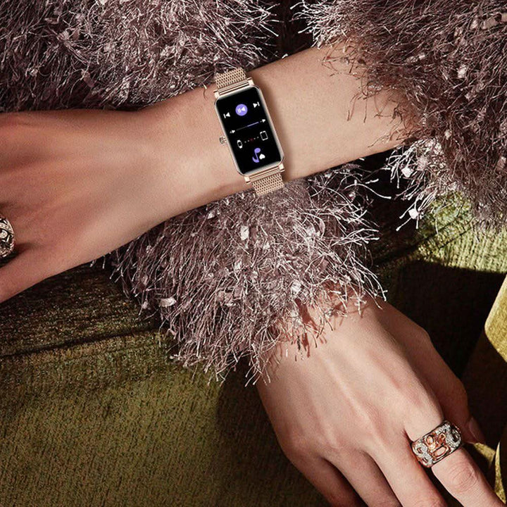 BowLift | Women’s Smartwatch with Fitness Tracking & Notifications