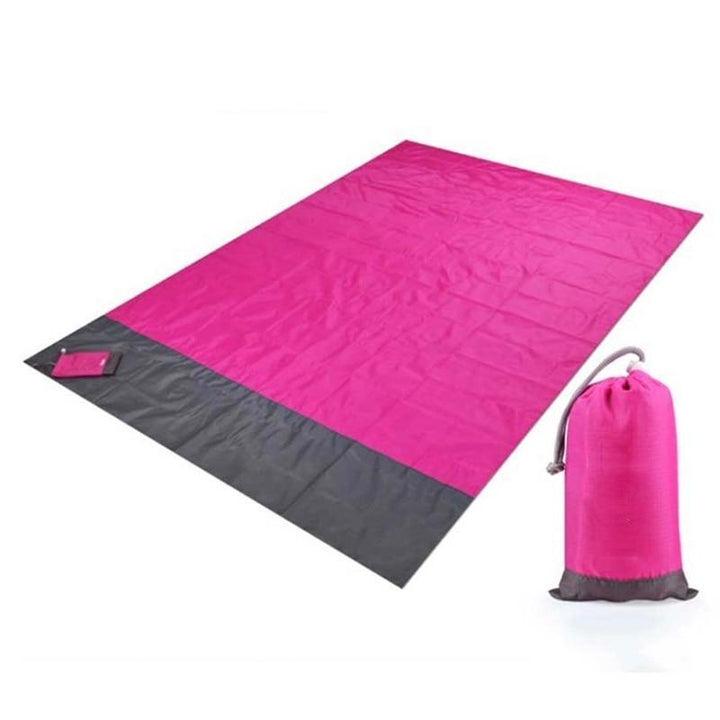 Sandproof Lightweight Beach Blanket Bowlift