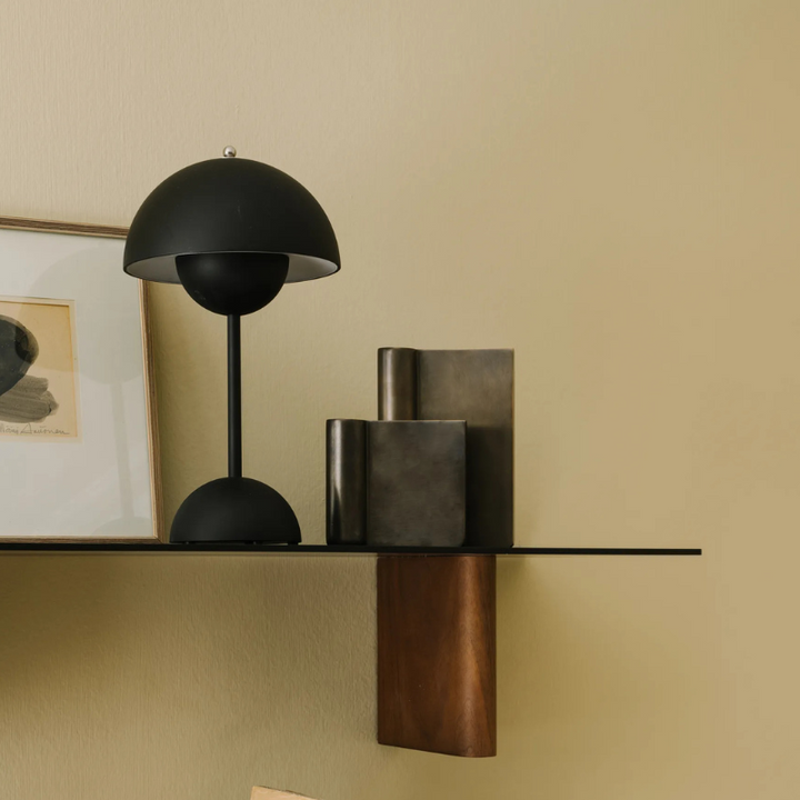 BowLift | LuxeAura Design Lamp | Scandinavian Lamp for a Refined Ambiance
