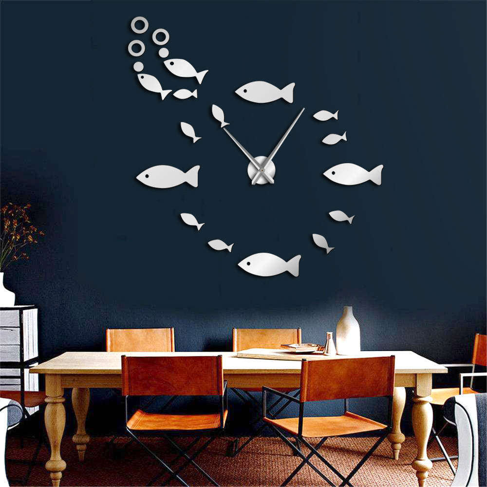 BowLift | EchoClock - Sleek Mirror Wall Design