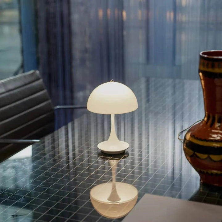 BowLift | Elegant Wireless LED Table Lamp with Dimming Function