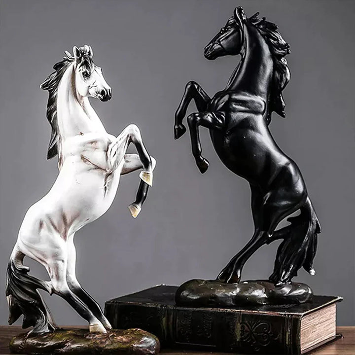 Standing Horse Ornament Bowlift