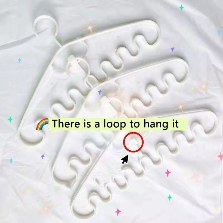BowLift | Japanese Space-Saving Wavy Cloth Hanger