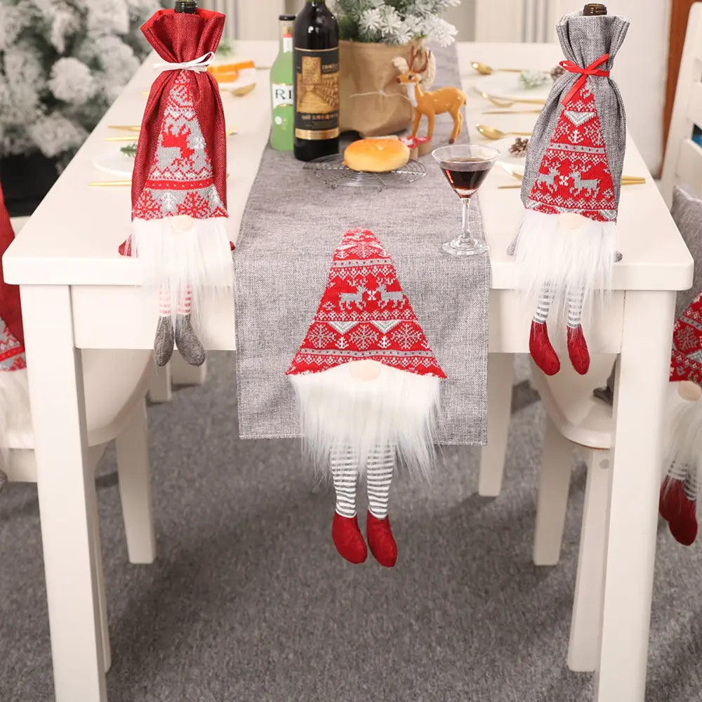 BowLift | Christmas Element Table Runner