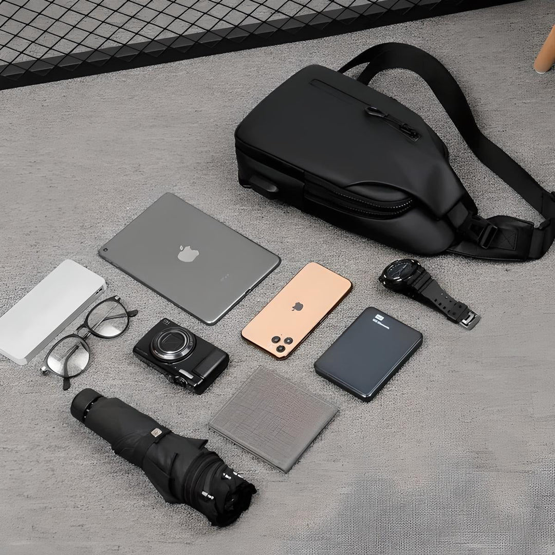 BowLift | AquaGuard Luxe Shoulder Bag | Waterproof and anti-theft design for a safe style