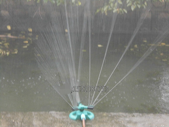BowLift | Adjustable Garden Sprinkler – Efficient Lawn Watering with 360° Spray Function