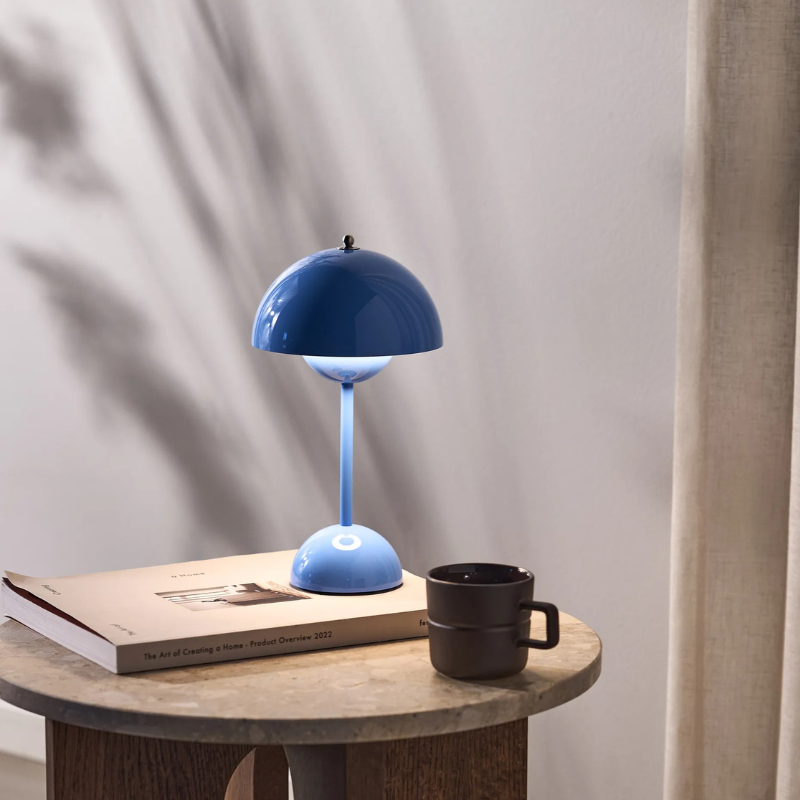 BowLift | LuxeAura Design Lamp | Scandinavian Lamp for a Refined Ambiance