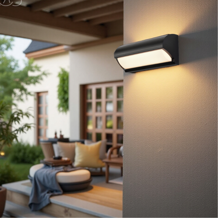 BowLift | Modern Black Outdoor LED Wall Light – Weatherproof Warm Lighting for Garden, Patio & Entryways