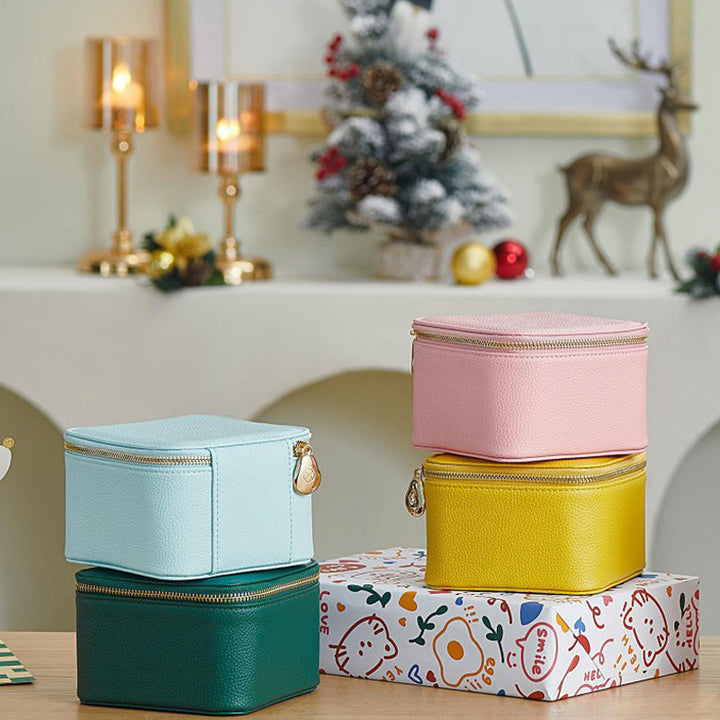 Leather jewelry box for travel | Bowlift