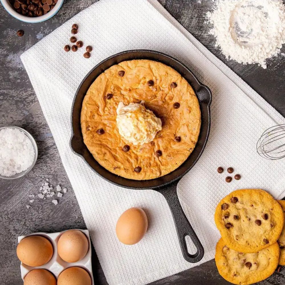 BowLift | Black Cast Iron Frying Pan