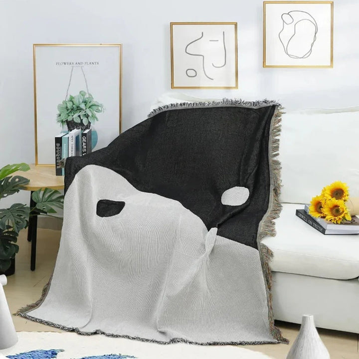 BowLift | Artistic Yin Yang Tapestry Throw Blanket