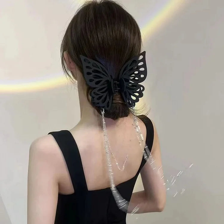 BowLift | FlutterClip Sophisticated Hair Accessory