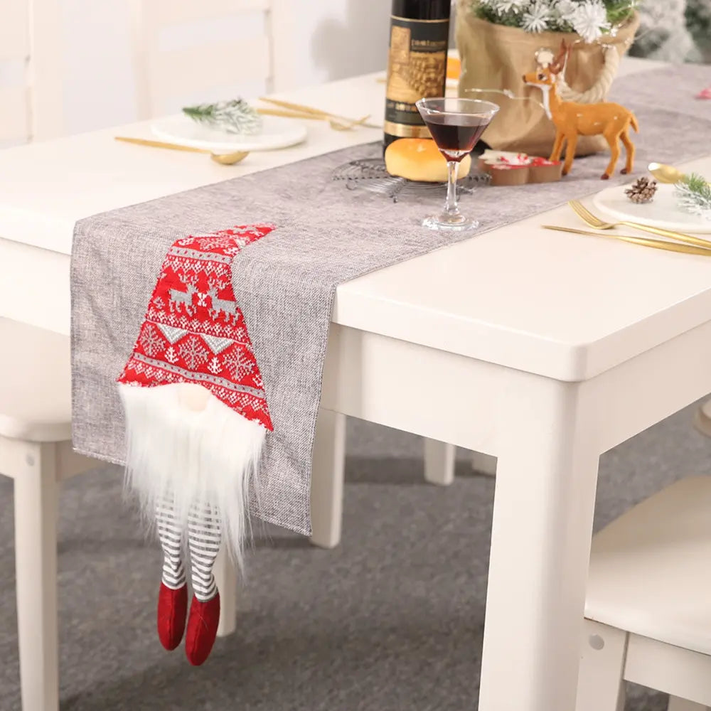 BowLift | Christmas Element Table Runner