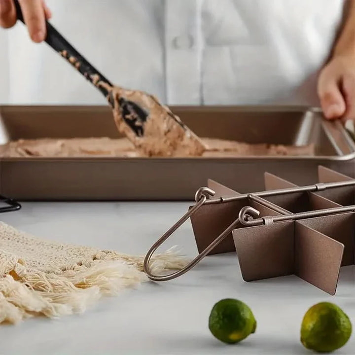 BowLift | Non-Stick Brownie Pan with 18 Dividers Aluminum Bakeware
