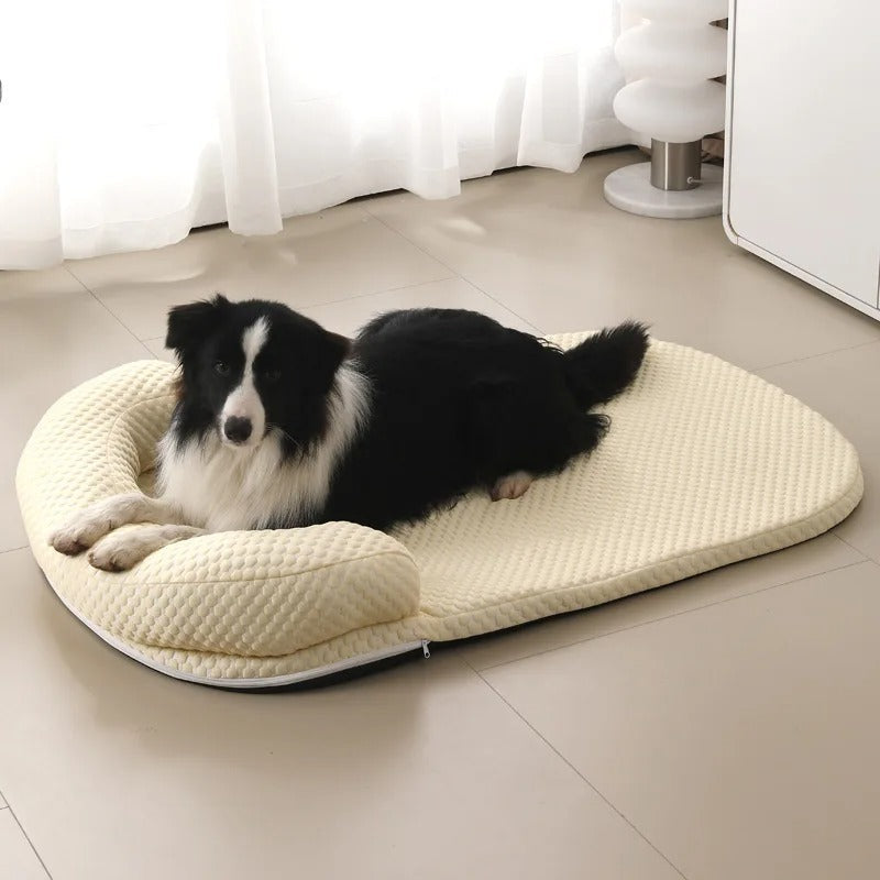Cooling mat for pets with silk cover | Bowlift