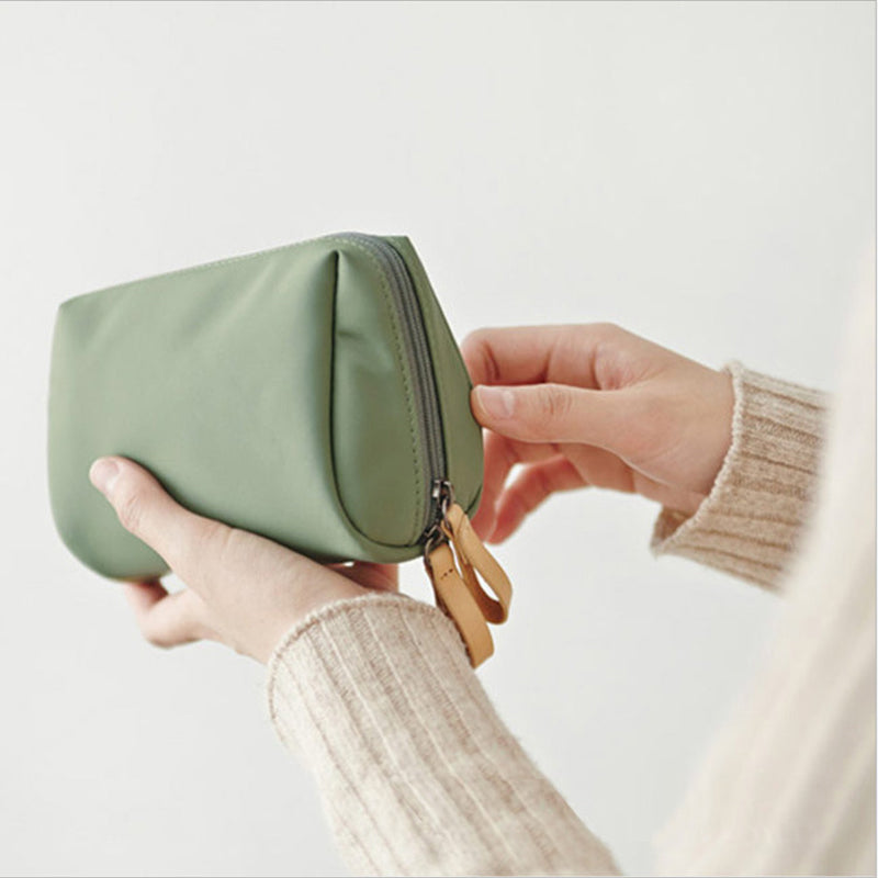 Travel Makeup Bag for Women | Bowlift