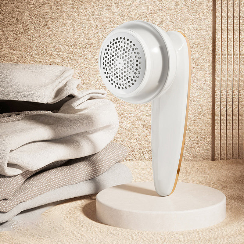 Electric Lint Remover Rechargeable with a 6 Blade Head | Bowlift