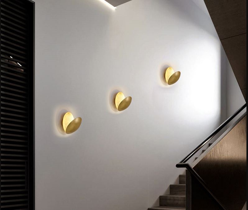 BowLift | Elegant Lunar Eclipse Wall Lamp