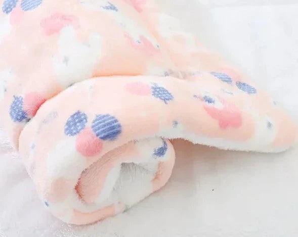 BowLift | Ultra Soft Cat Blanket – Cozy Flannel Blanket with Cats, Hypoallergenic and Machine Washable, Perfect for All Cats