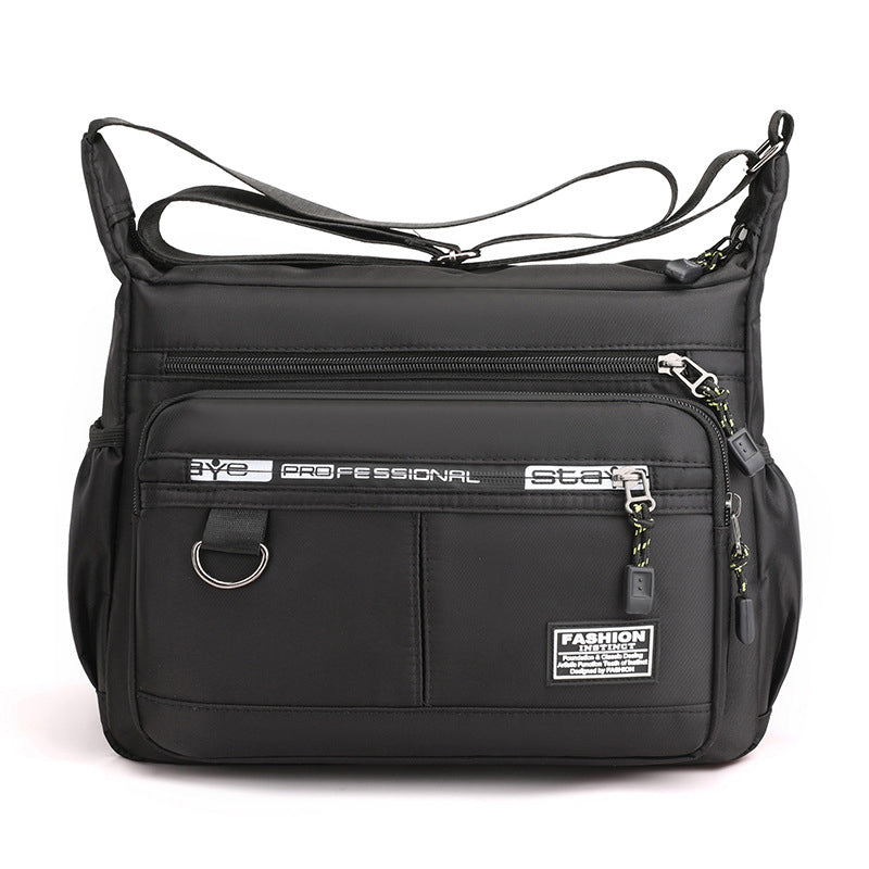 Men's messenger bag with multiple pockets | Bowlift