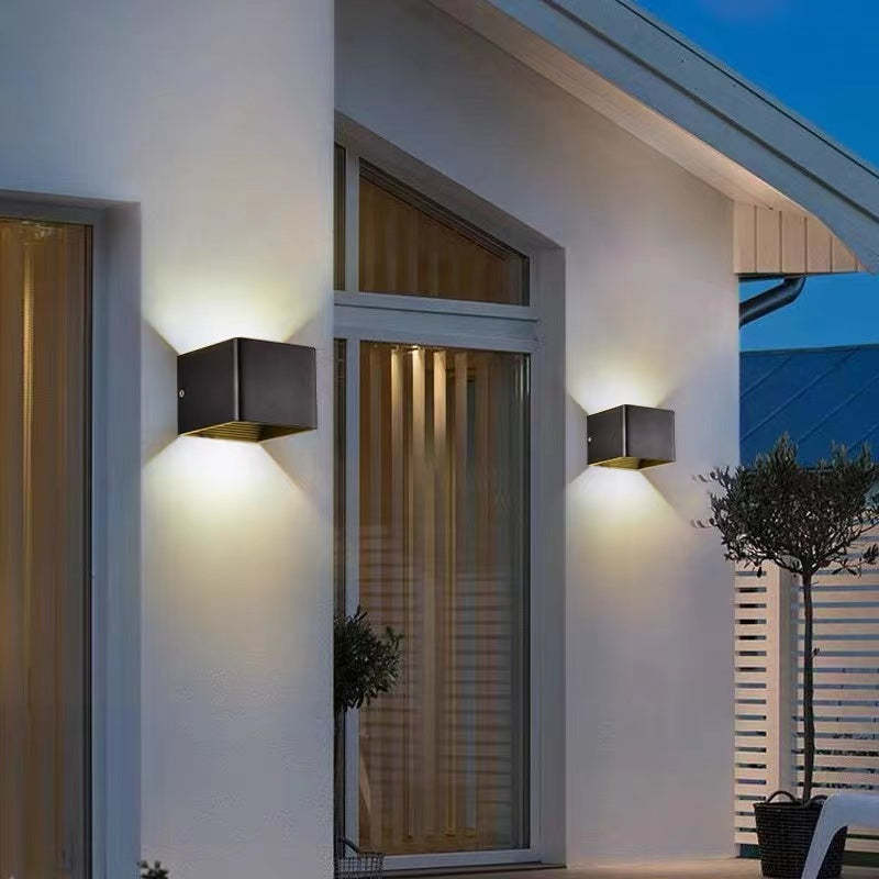 BowLift | Modern Aluminum LED Wall Light – Waterproof