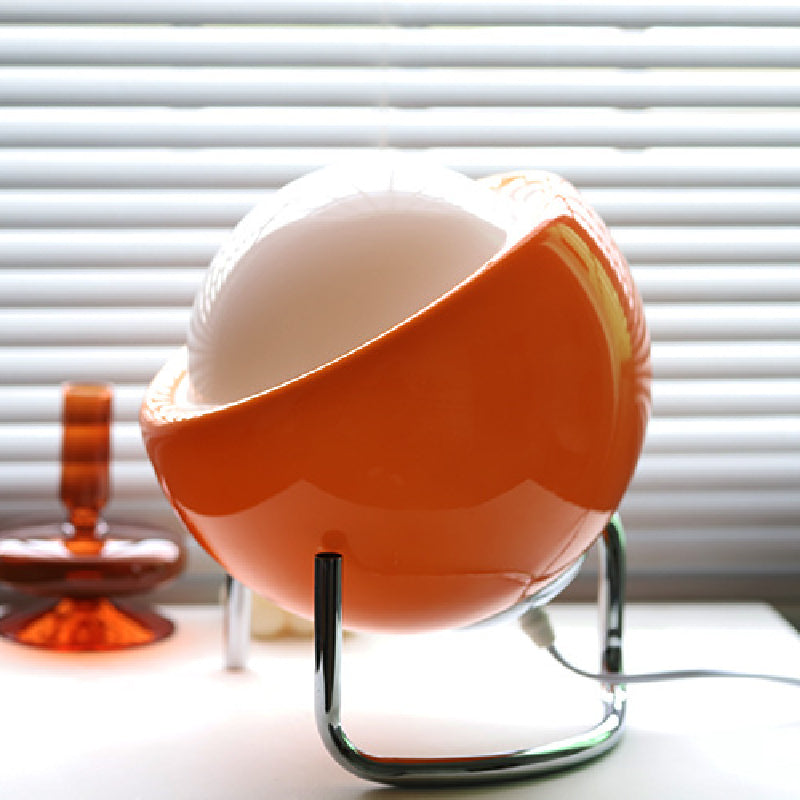 BowLift | Bauhaus table lamp made of glass in retro style | LED table lamp