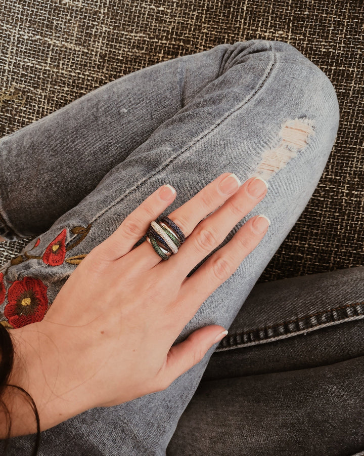BowLift | RegalRings Timeless Fashion Statement