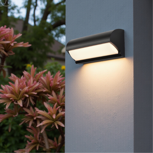 BowLift | Modern Black Outdoor LED Wall Light – Weatherproof Warm Lighting for Garden, Patio & Entryways