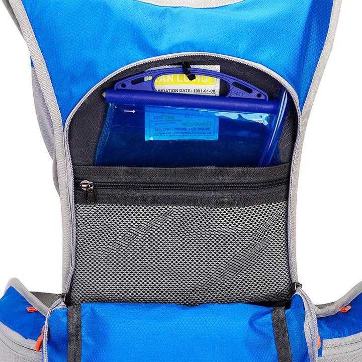 BowLift | Lightweight, Waterproof & With Integrated Water Bag - AquaPack