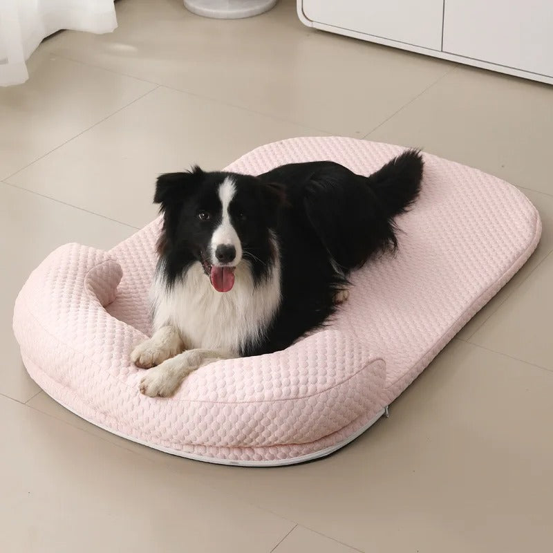 Cooling mat for pets with silk cover | Bowlift