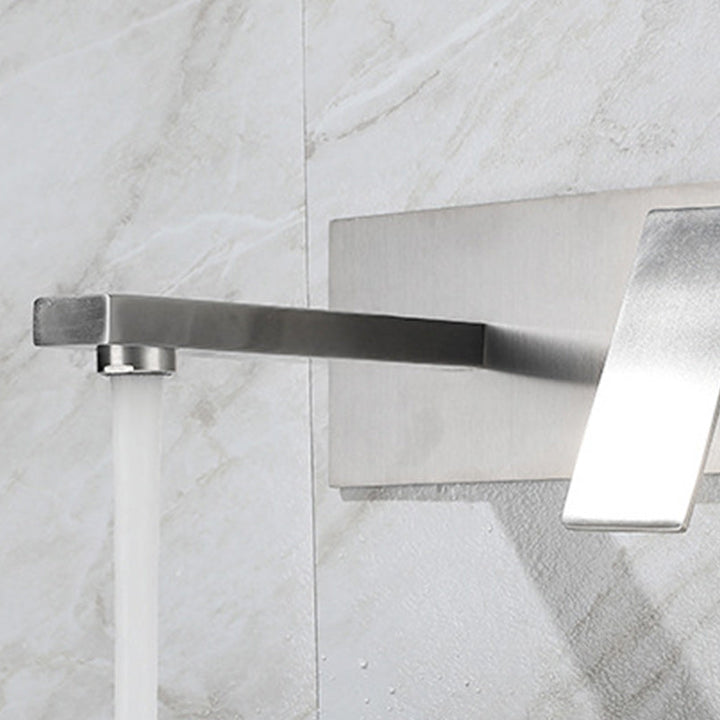 BowLift | Contemporary style fittings with lever handles Wall-mounted fittings for the bathroom