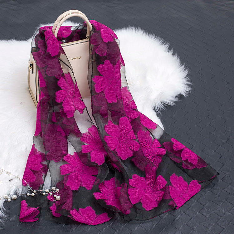 BowLift | Silk scarf with cut flowers hollow motif