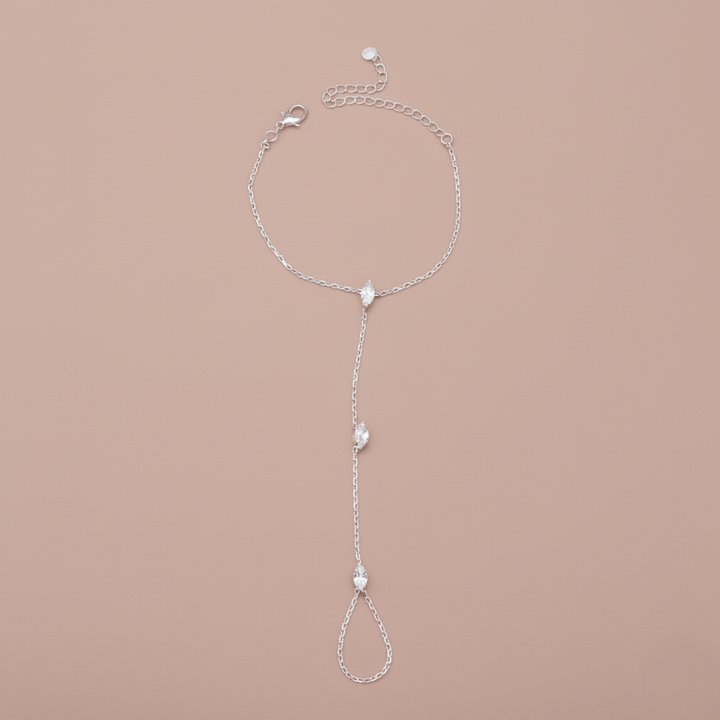 BowLift | Adjustable Finger Ring Bracelet made of Stainless Steel with Crystals
