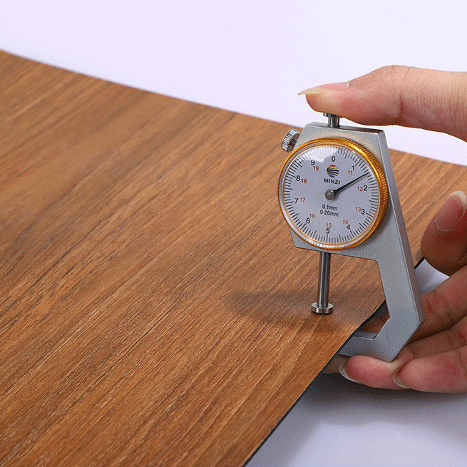 BowLift | Modern Vinyl Floor Planks Self-Adhesive Wood Look Embossed PVC Flooring