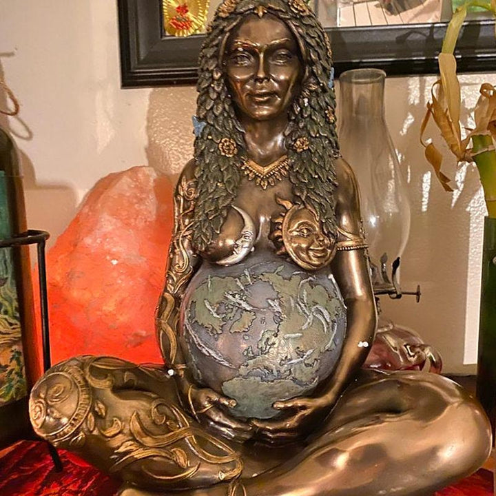 BowLift | Mother Earth Goddess Statue