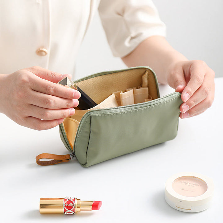 Travel Makeup Pouch for Women | Bowlift