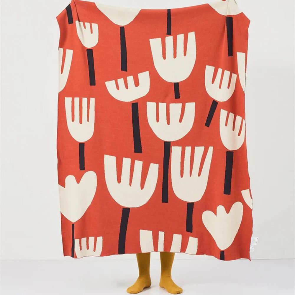BowLift | Spring Tulip Floral Knitted Blanket