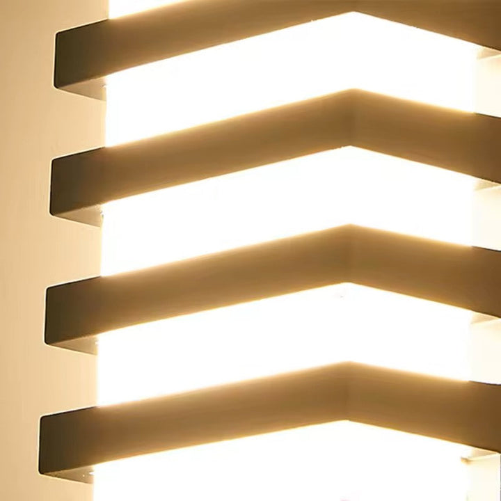 BowLift | LumaEdge | LED Wall Light – Weatherproof