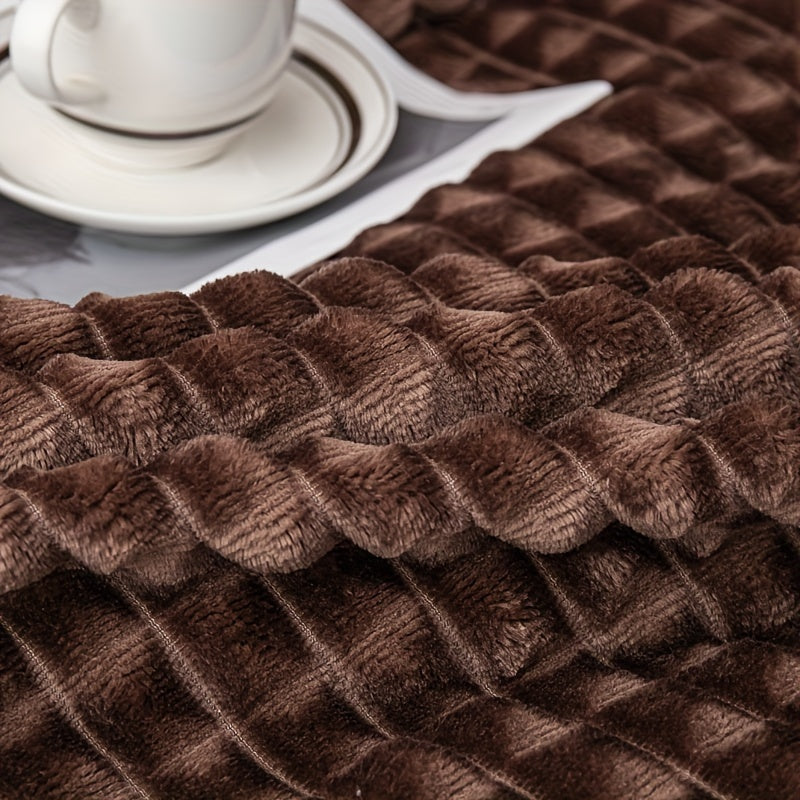 FlannelLuxe – Soft Fleece Blanket for Comfort Bowlift